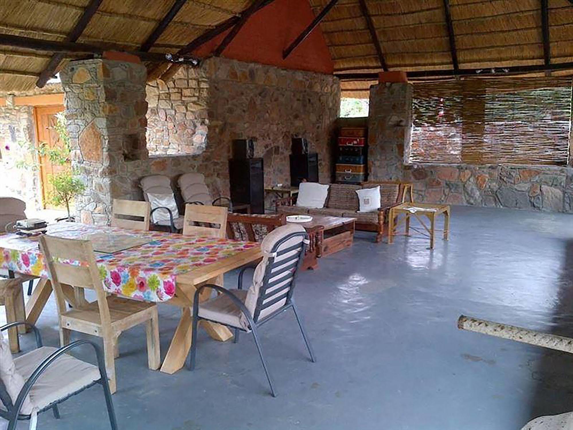A New Earth Guest Lodge Francistown Exteriör bild