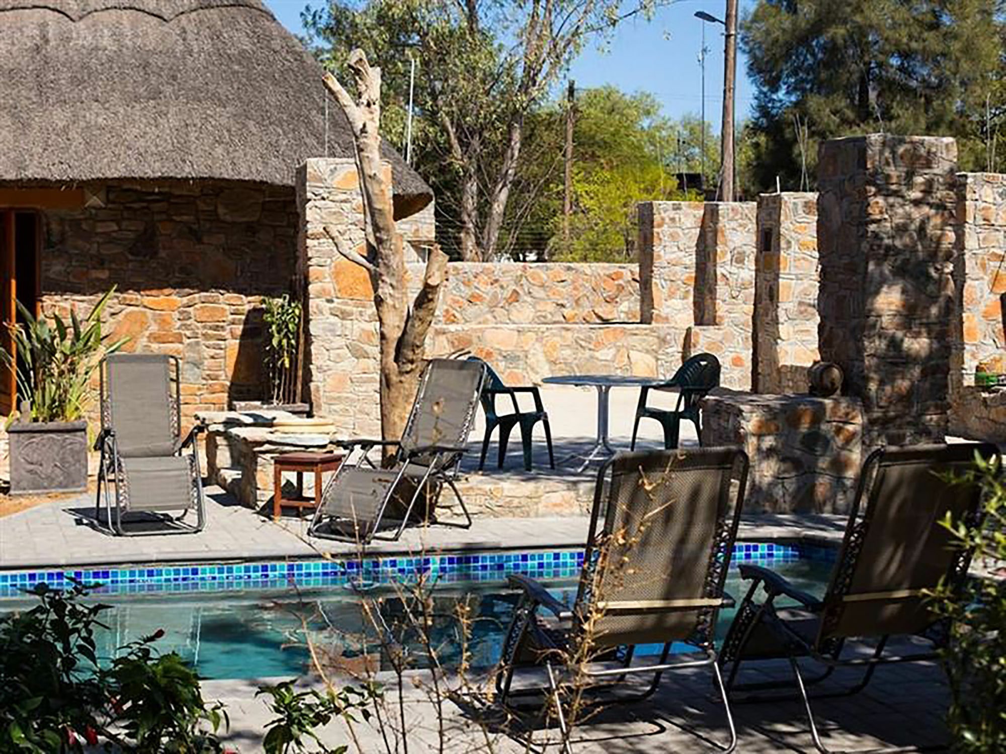 A New Earth Guest Lodge Francistown Exteriör bild