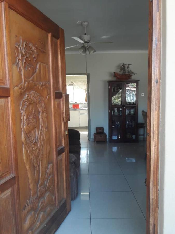 A New Earth Guest Lodge Francistown Exteriör bild